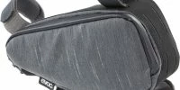 Evoc - Sacoche De Cadre 1L - Bikepacking 9 Evoc - Sacoche De Cadre 1L - Bikepacking -vélo Soldes Boutique evoc sacoche de cadre 1l gris carbone p1 3840x2160